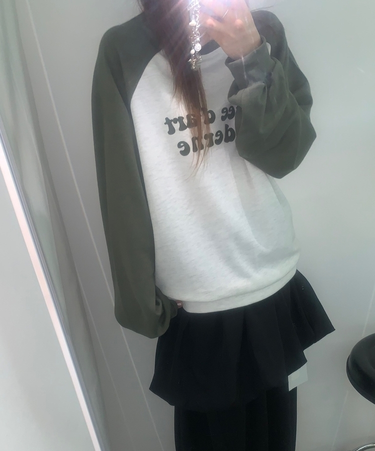 レタリングラグラントレーナー OATMEAL