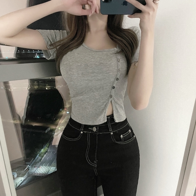 ボタンスリットクロップTシャツ GREY