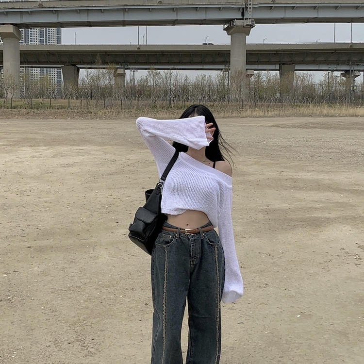 トラベルショルダーバッグ BLACK