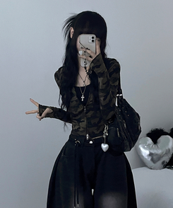 スリムクロップフードジップアップ KHAKI