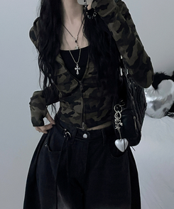 スリムクロップフードジップアップ KHAKI