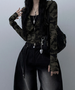 スリムクロップフードジップアップ KHAKI