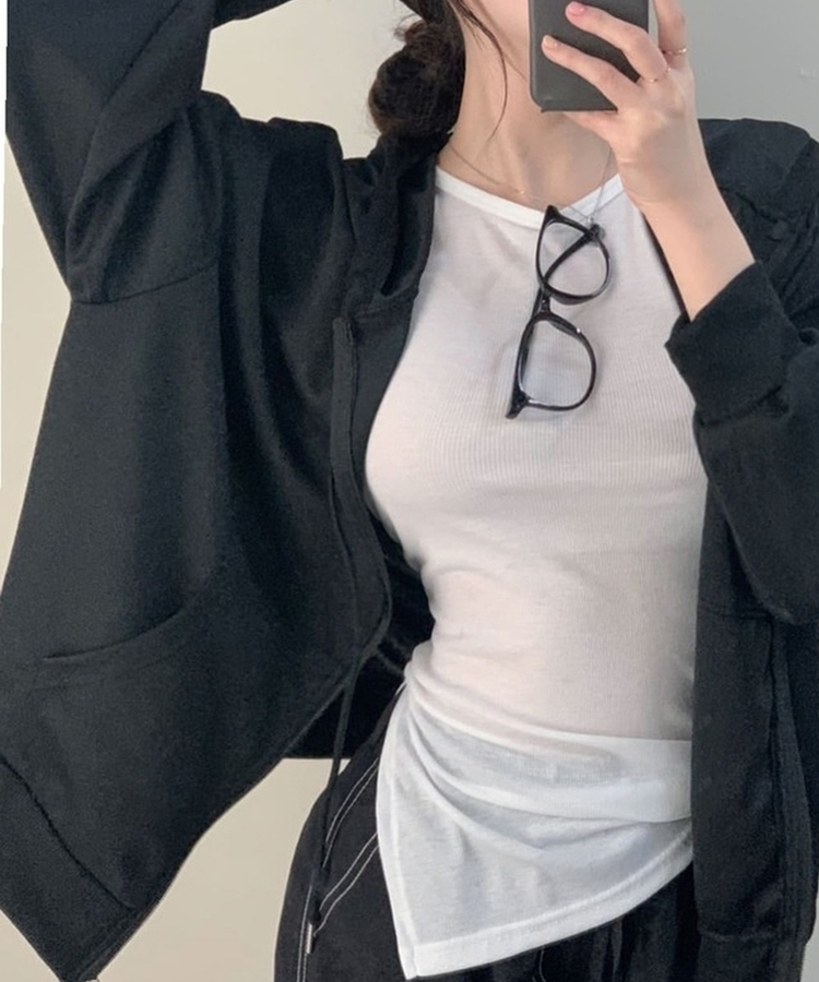 シンプルフードジップアップ BLACK