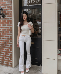 ローライズ骨盤パッドブーツカットパンツ WHITE