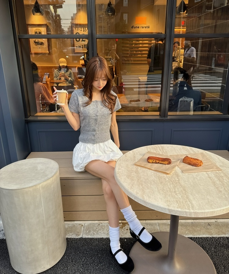 스퀘어넥 니트 가디건