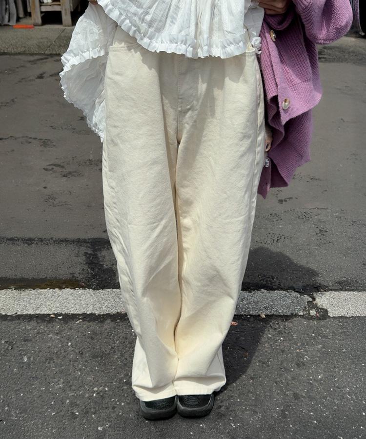 コットンパンツ ロングストレートホワイトジーンズ BEIGE
