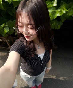 半袖Tシャツ ドットボタンTシャツ BLACK
