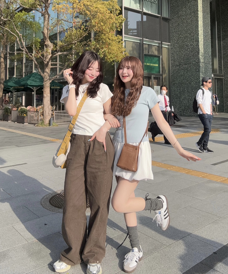 【単独商品/超特価】-3kg 細見えスリムフィット半袖 Tシャツ IVORY