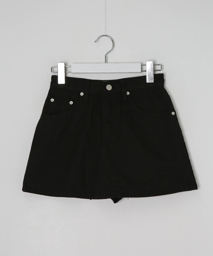 ハートボタン付きミニスカート