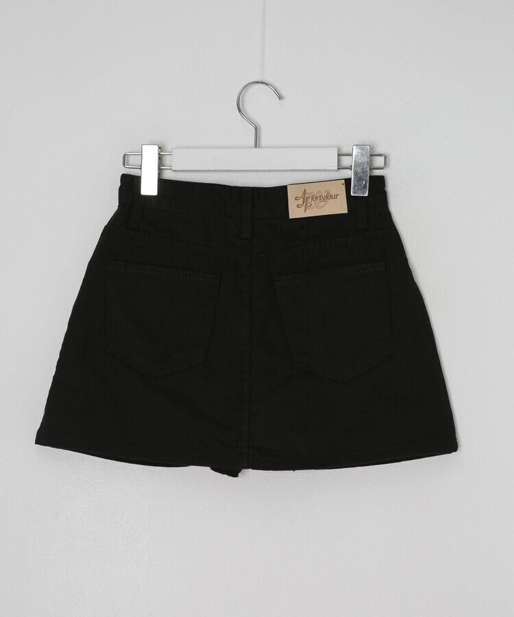 ハートボタン付きミニスカート