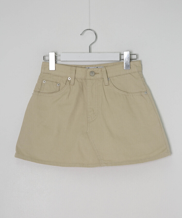 ハートボタン付きミニスカート