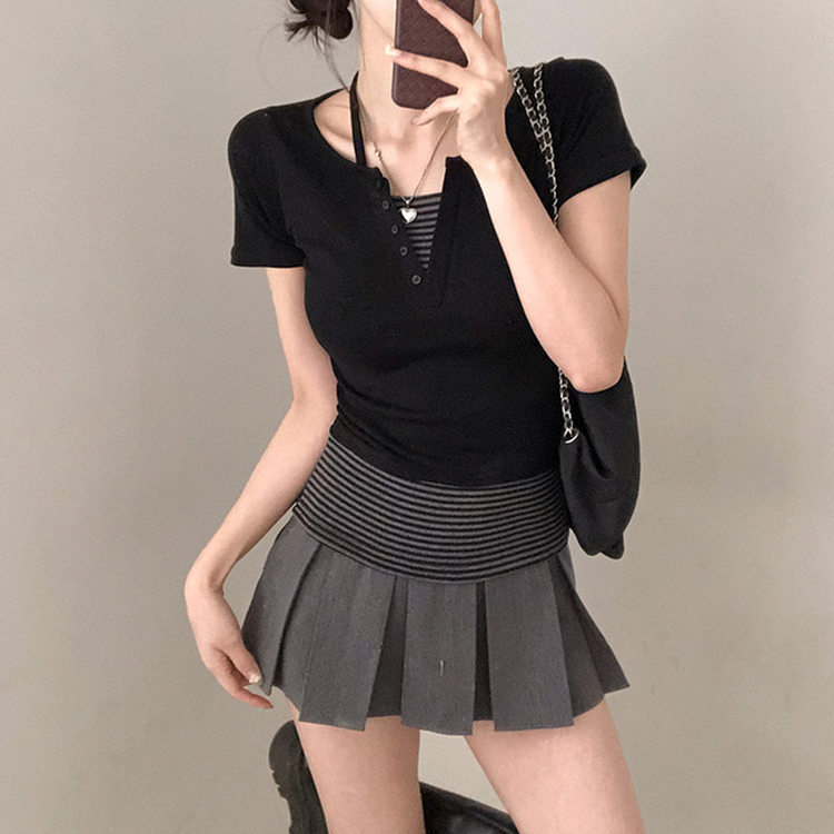 투톤 단가라 배색 레이어드 홀터 일체형 반팔 티셔츠 블랙