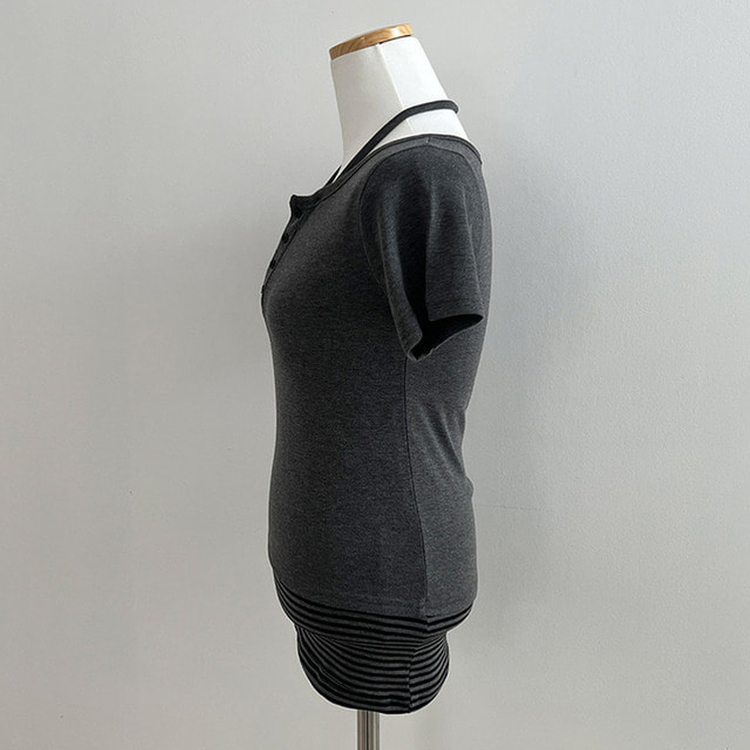 투톤 단가라 배색 레이어드 홀터 일체형 반팔 티셔츠