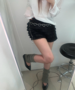 ショートパンツ フリルトティアードミニパンツ BLACK