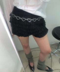ショートパンツ フリルトティアードミニパンツ BLACK