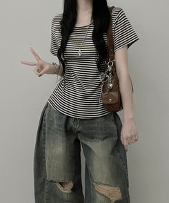 ストライプラウンド半袖Tシャツ DEEP BROWN