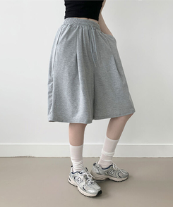 아두 핀턱 버뮤다 와이드 트레이닝 밴딩 숏 7부바지 그레이