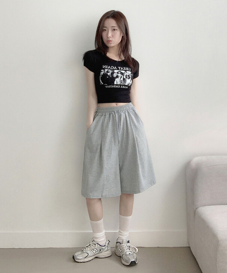 아두 핀턱 버뮤다 와이드 트레이닝 밴딩 숏 7부바지 그레이