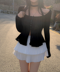 ニット 【タイ付き】ボタンスリットフリルブラウス BLACK