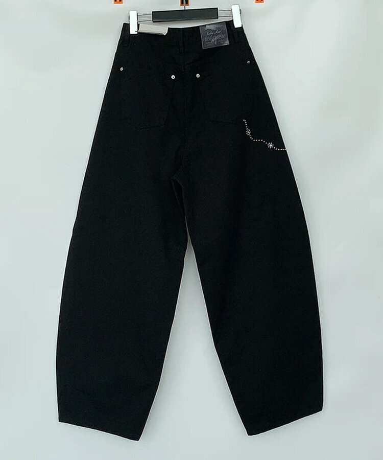 ンキュービックポイントパンツ