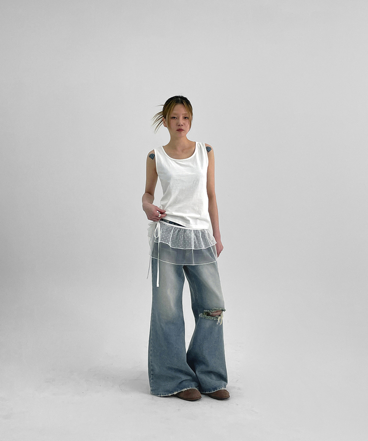 ダメージワイドブーツカットデニムパンツ LIGHT BLUE