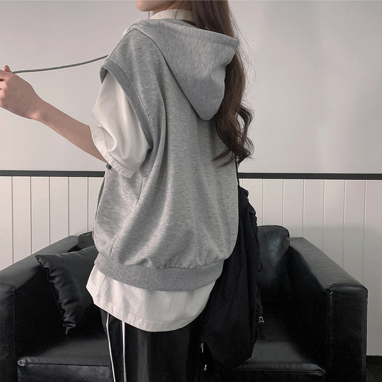 プリンティングフードジップアップベスト GREY