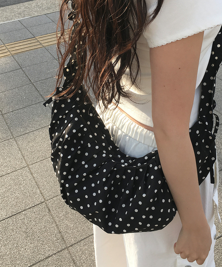 ドットシャーリングショルダーバッグ BLACK