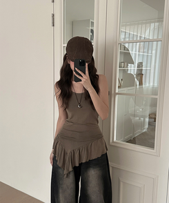 ノースリーブ フリルアンバランスキャミソール KHAKI