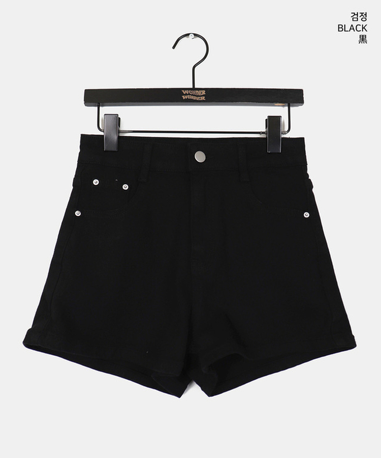シンプルショートパンツ