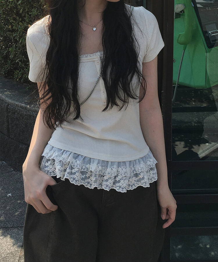 フリルティアード半袖Tシャツ IVORY