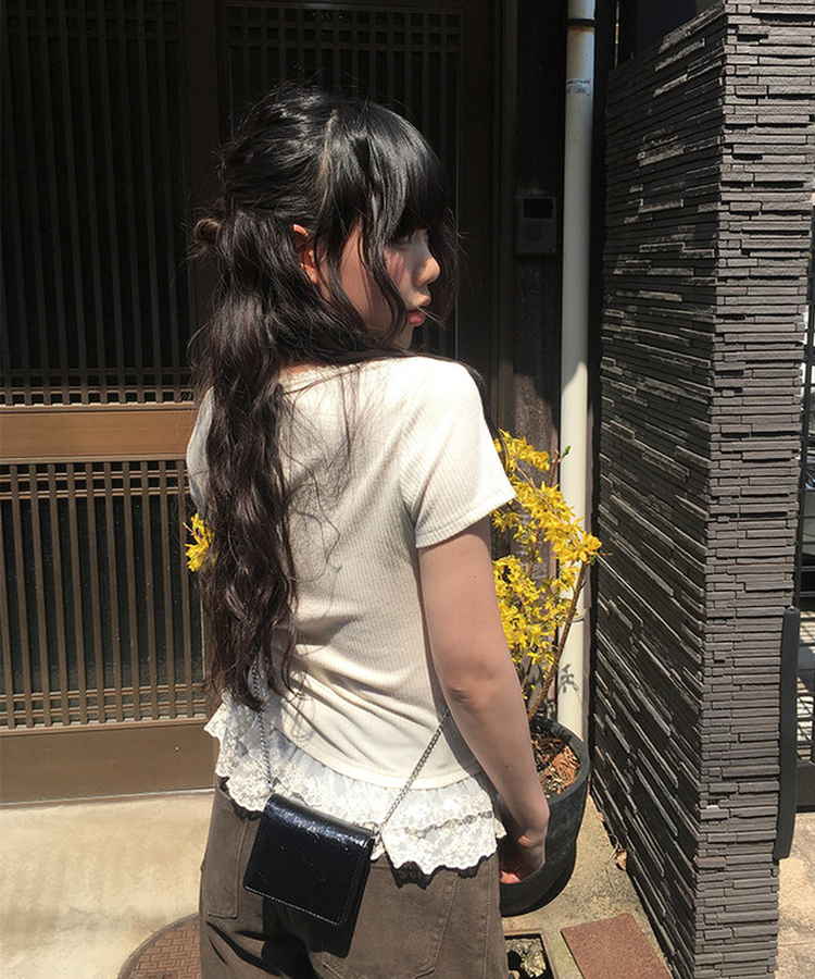 フリルティアード半袖Tシャツ IVORY