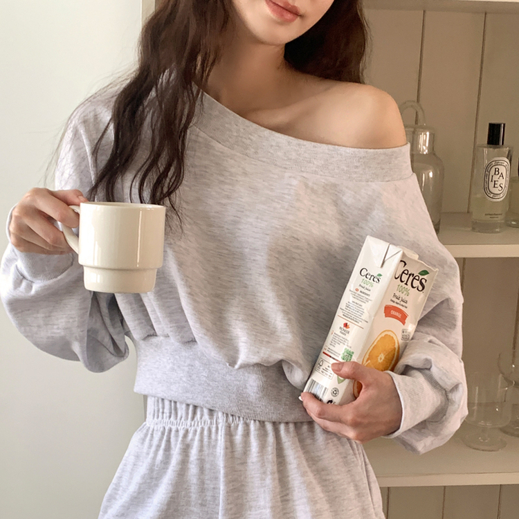 【L/BEIGE】オフショルライトスウェット トレーナー スウェット オフショルライトスウェット レディース