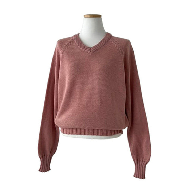 메이 시보리 브이넥 루즈핏 니트