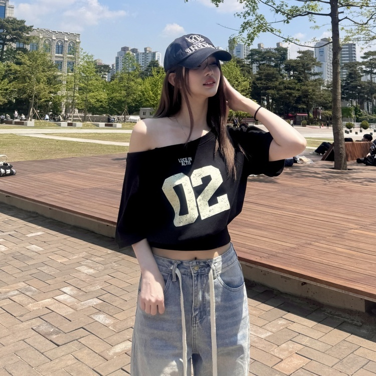 みやばば　clap ハートゼブラ　クロップドパンツと黒色Tシャツセット STS65587 ナンバーハーフセミクロップ 半袖Tシャツ - SONA