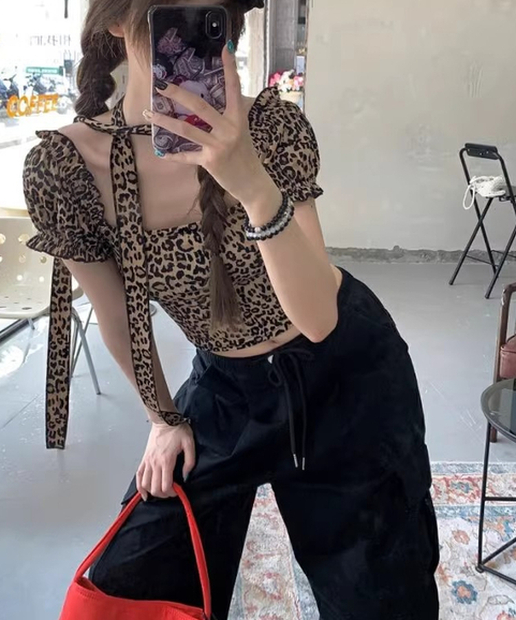 【タイ付き】レオパードクロップ半袖Tシャツ BROWN