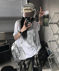 半袖Tシャツ グロッシーVネック半袖Tシャツ WHITE