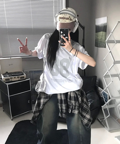 半袖Tシャツ グロッシーVネック半袖Tシャツ WHITE