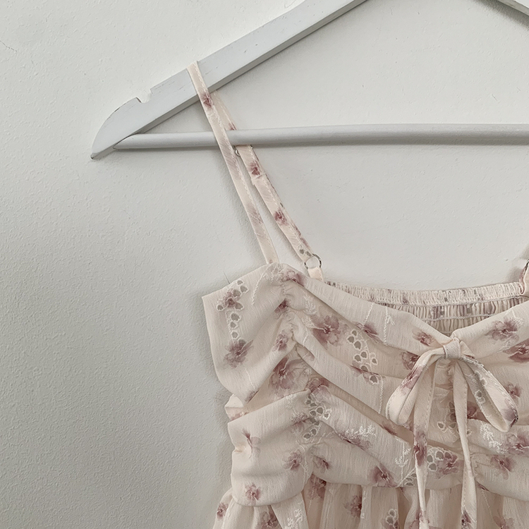 인간벚꽃 여름 플라워 쉬폰 뷔스티에 크롭 끈나시 블라우스 레이어드 긴팔가디건 투피스 세트