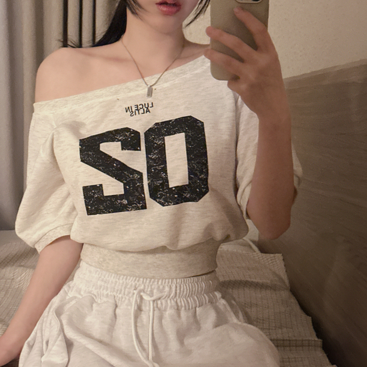 レタリングクロップ半袖Tシャツ OATMEAL