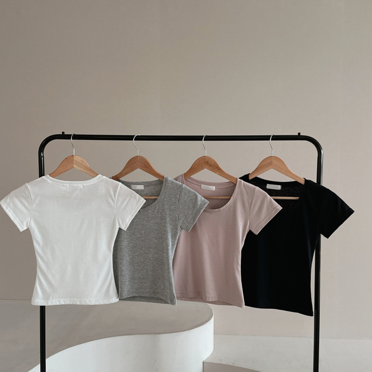 ラウンドクロップ半袖Tシャツ