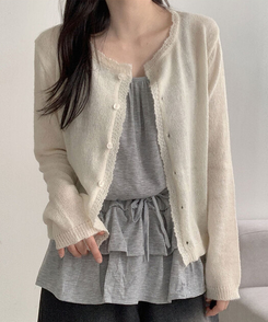 [파스텔무드/여리여리] 포케 라운드넥 프릴 버튼 파스텔톤 세미크롭 레이어드 가디건 아이보리