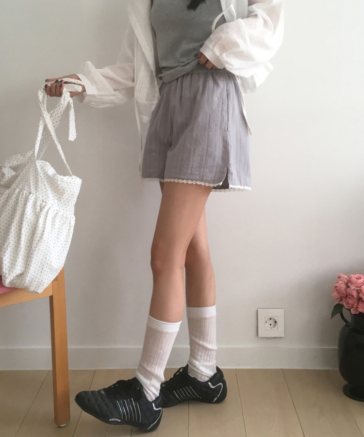パンチングレースショートパンツ GREY