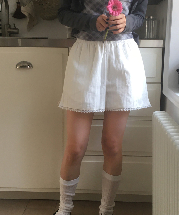 パンチングレースショートパンツ WHITE