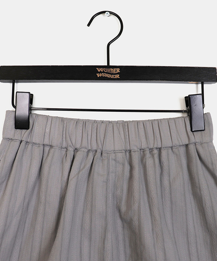 パンチングレースショートパンツ