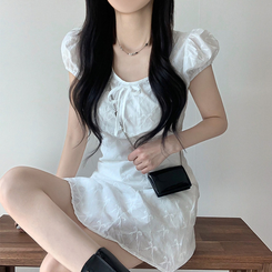 ミニワンピース リボン刺繍フレアミニワンピース WHITE