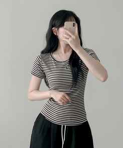 ウェーブストライプ半袖Tシャツ STRIPE