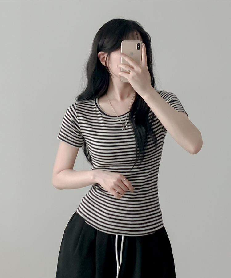 ウェーブストライプ半袖Tシャツ STRIPE