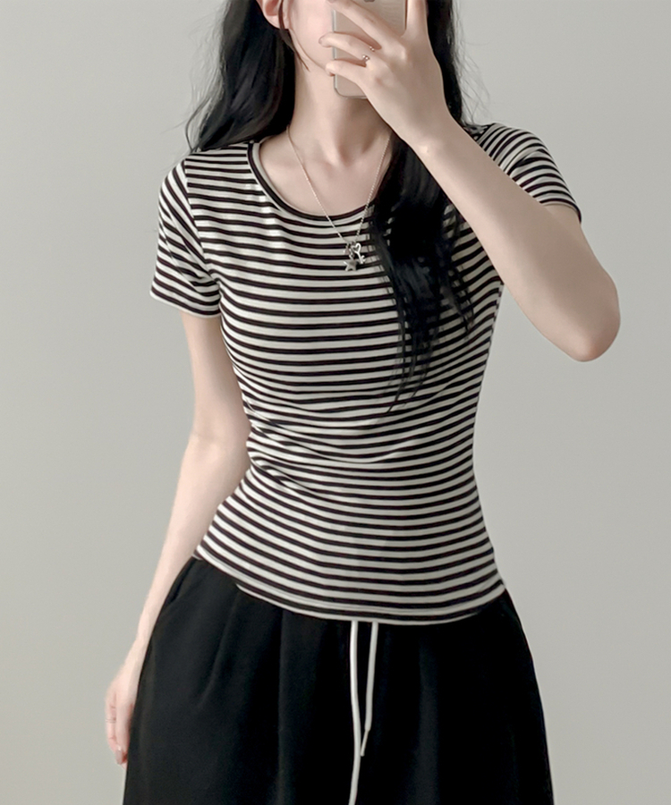 ウェーブストライプ半袖Tシャツ STRIPE