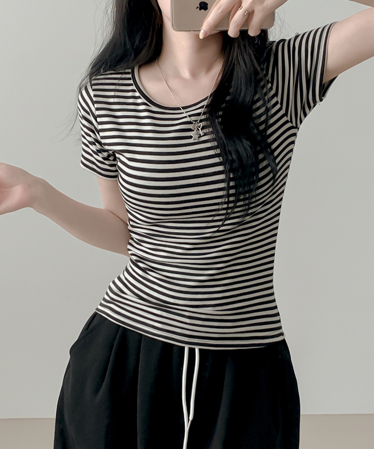 ウェーブストライプ半袖Tシャツ STRIPE