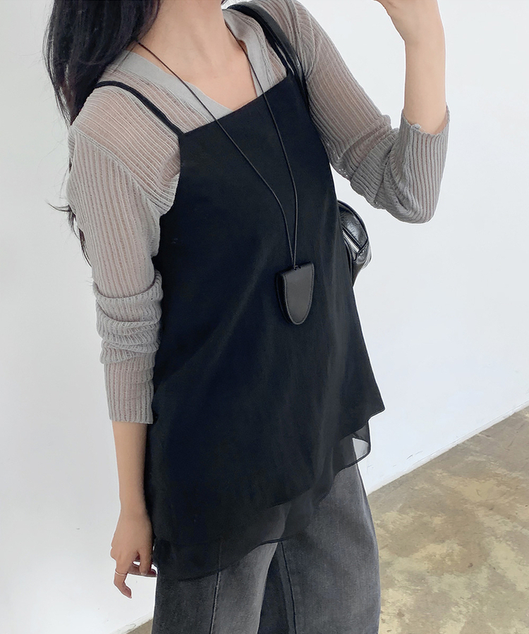 ムードレイヤービスチェ BLACK